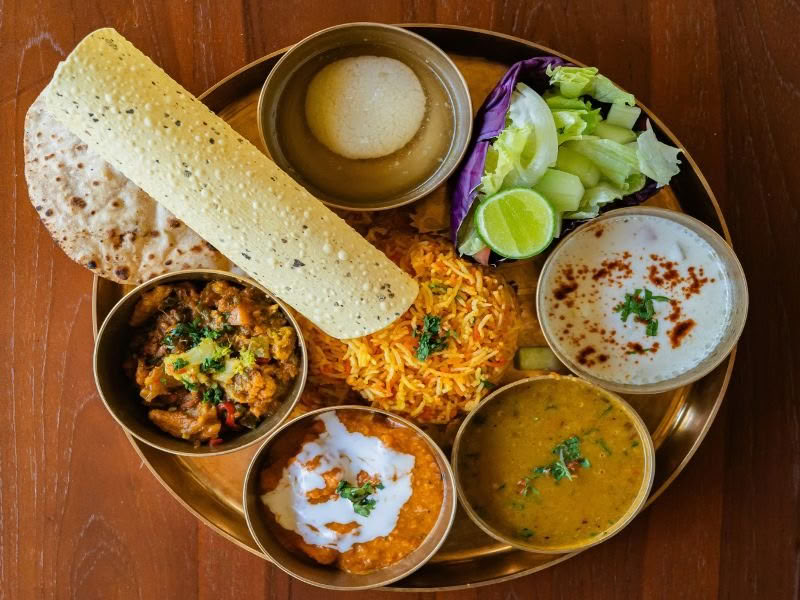 バリ島ウブドでの500時間ヨガティーチャートレーニング – 2026年11月1日〜12月25日