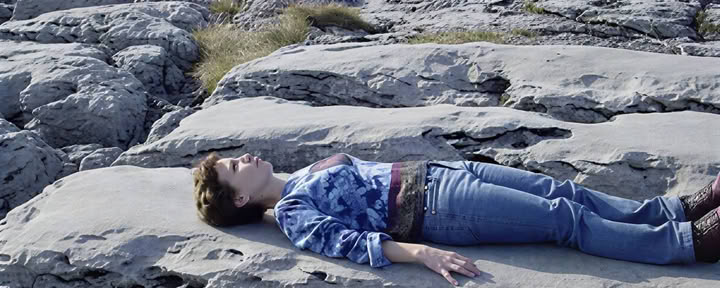 ヴィンヤサと陰ヨガ with Carmel Cronin | Burren Yoga Retreat | Wellness Retreats Ireland