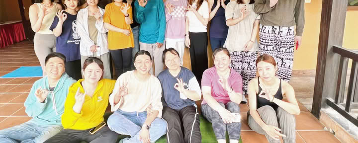 300時間ヨガ指導者養成コース