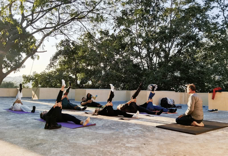 リシケシュでの21日間代替療法コース