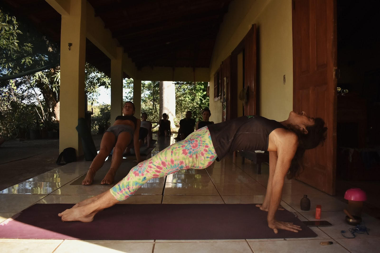 DEVAYA YOGAã¹ã¿ãžãªïŒãããµãŒãžã»ã©ããŒ