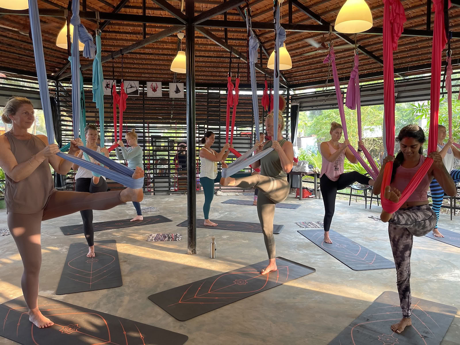 OM Studio Agonda - ãŽã¢ã®ãšã¢ãªã¢ã«ãšã¬ãšãµãŠã³ãããŒãªã³ã°