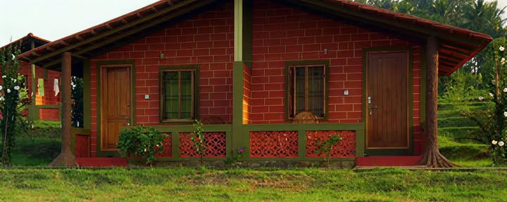 Eco-Cottages (Private Room)