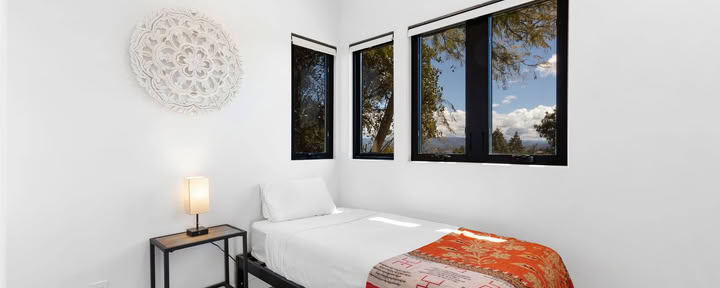 The Tiny Single Package