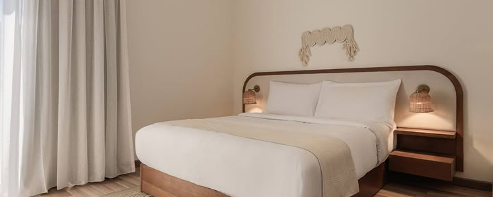 Duo Retreat Room
