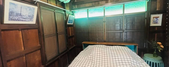 Private Bedroom with Shared Bathroom