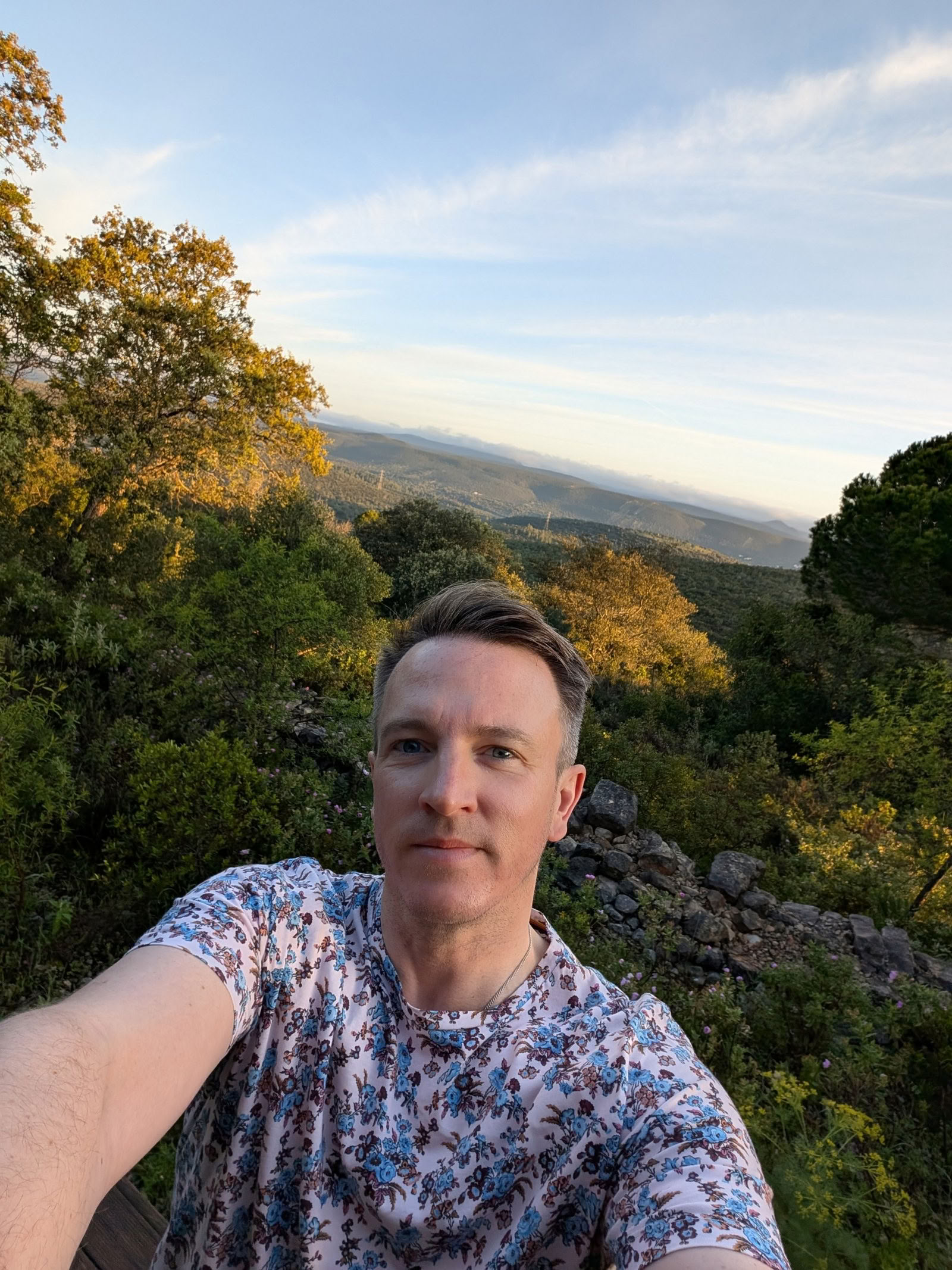 Dr Nick Wakefield